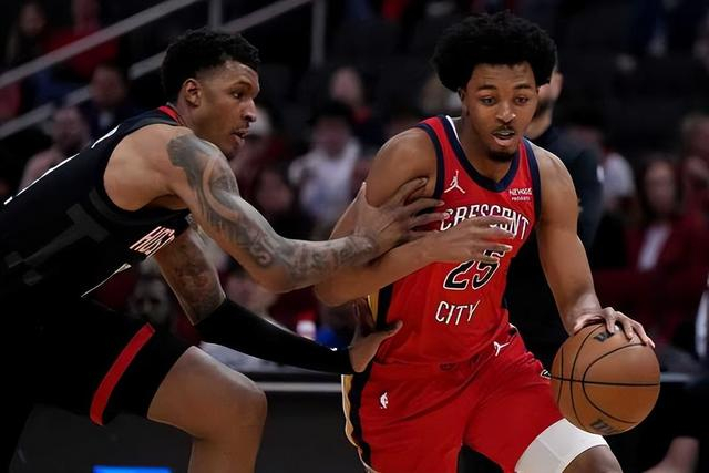 杜兰特关键球助火箭逆转鹈鹕