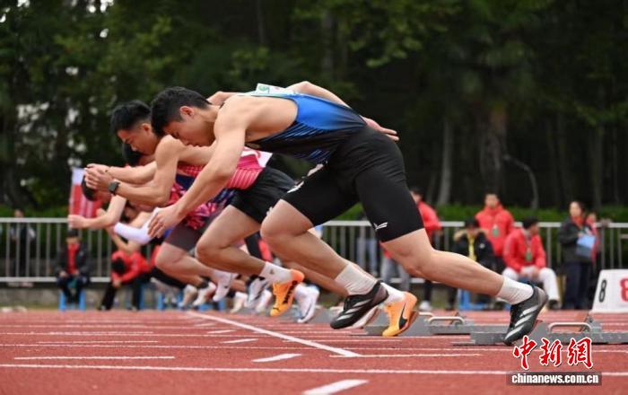 陕西省大学生田径运动会盛大开幕 青春风采绽放